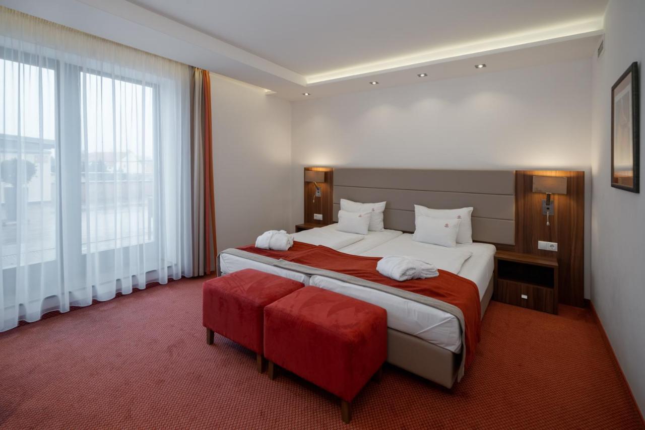 Bukkos Hotel & Spa Szentendre Exteriör bild